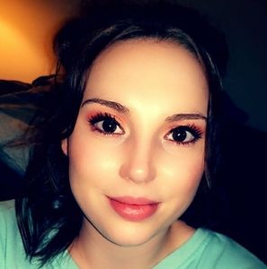 Meet your Posher, Keri